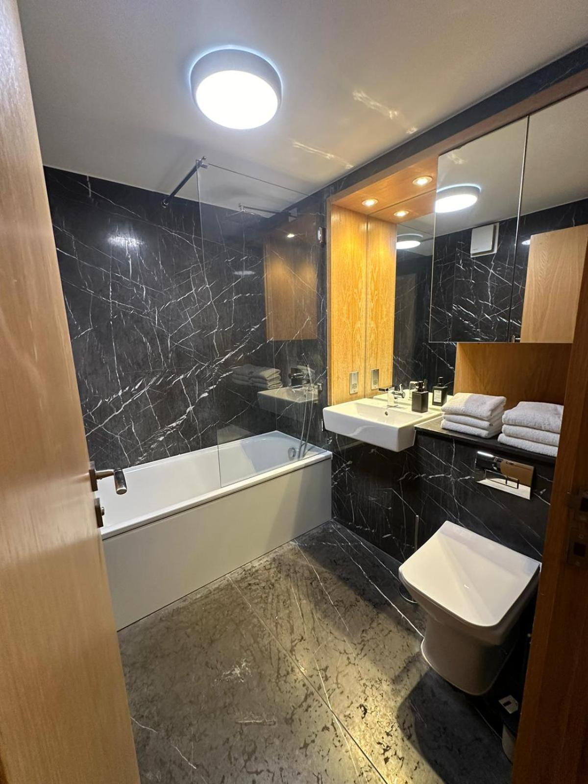 Westwood House Apartment Лондон Екстериор снимка