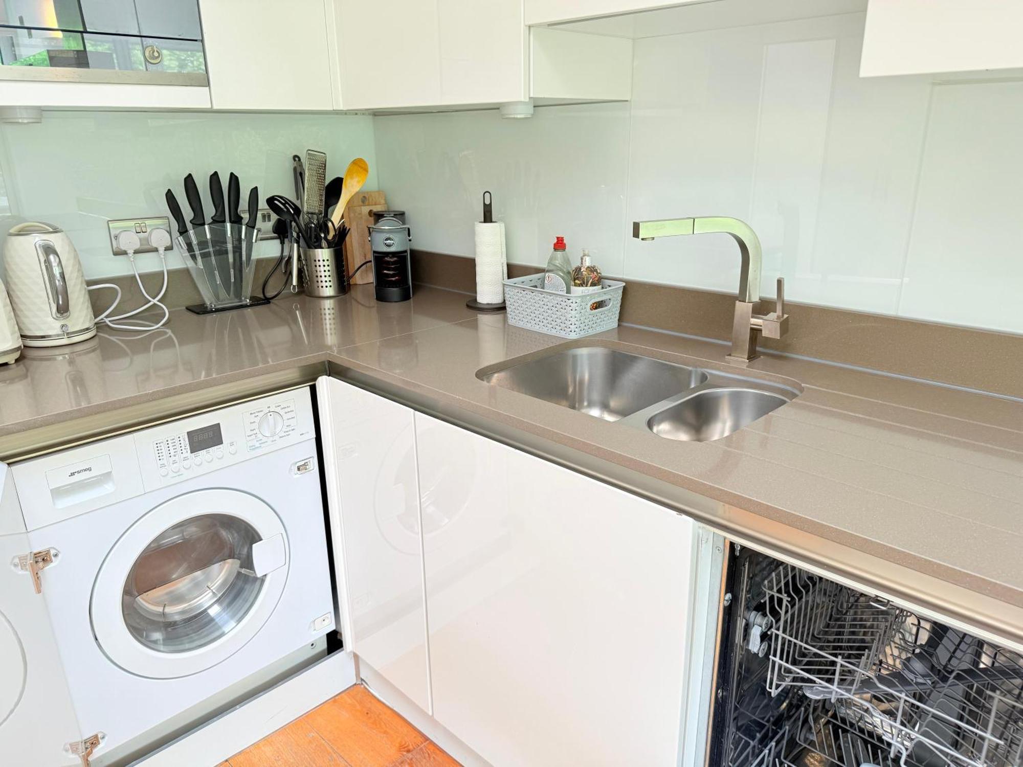 Westwood House Apartment Лондон Екстериор снимка